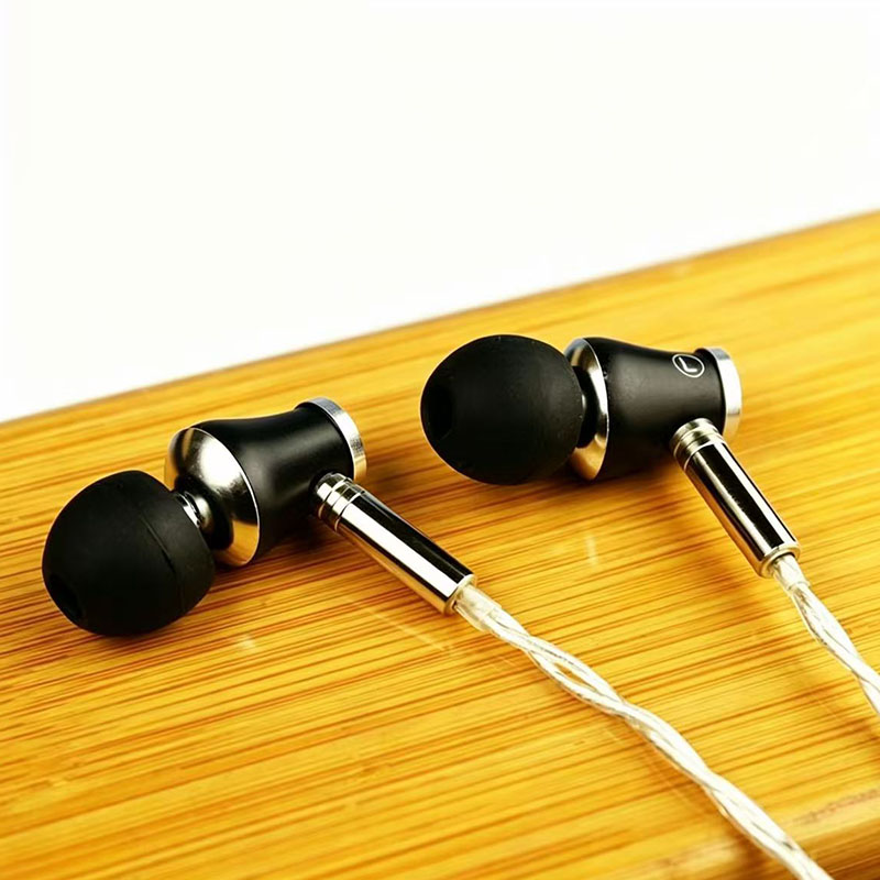 Wired Earphone Mic - HiFi In-Ear Earbuds MMCX Interchangeable Cable
